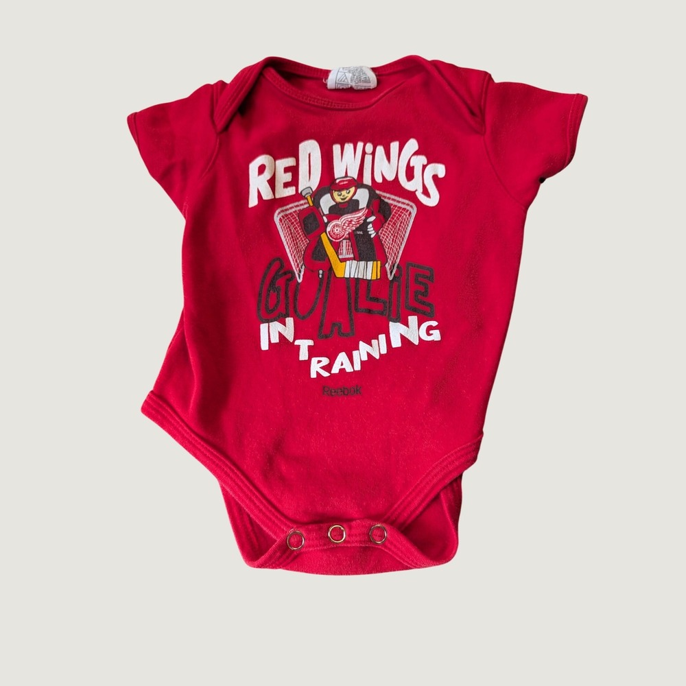 Reebok Detroit Red Wings Baby Bodysuit Red Goalie In Training 3-6 Months NHL